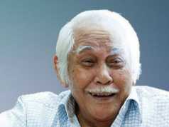 Biografi Bob Sadino, Kisah Penjual Telur dan Sayur Menjadi Pengusaha Sukses Biografi Bob Sadino