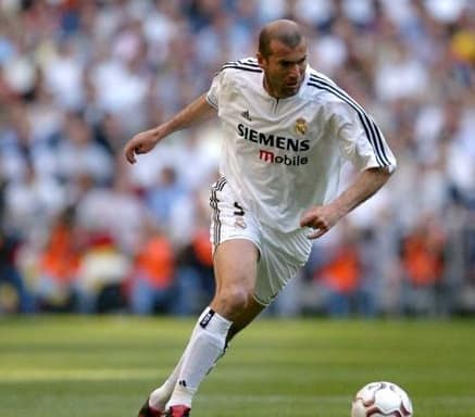 Biografi Zinedine Zidane - Pelatih Terbaik Sepakbola