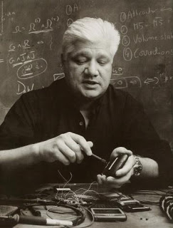 Biografi Mike Lazaridis - Penemu dan Pencipta Blackberry Smartphone