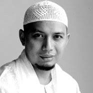 Biografi Ustadz Arifin Ilham