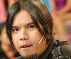 Biografi Ahmad Dhani