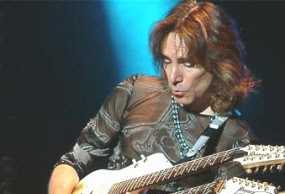 Biografi Steve Vai – Gitaris Tercepat Di Dunia