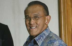 Biografi Aburizal Bakrie, Kisah Pengusaha Terkenal Indonesia Biografi Aburizal Bakrie
