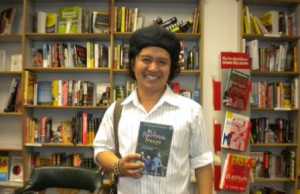 Biografi Andrea Hirata, Kisah Inspiratif Novelis dan Penulis Novel Laskar Pelangi