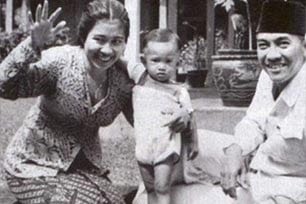 Biografi Fatmawati Soekarno