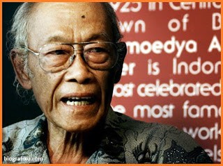 Biografi Pramoedya Ananta Toer - Sastrawan Indonesia