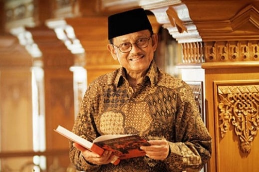 Biografi BJ Habibie