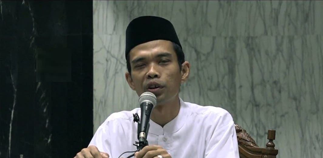 Contoh Biografi Ustad - Simak Gambar Berikut