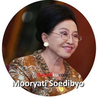 Biografi dan Profil Mooryati Soedibyo - Kisah Pendiri Perusahaan Kosmetik Mustika Ratu