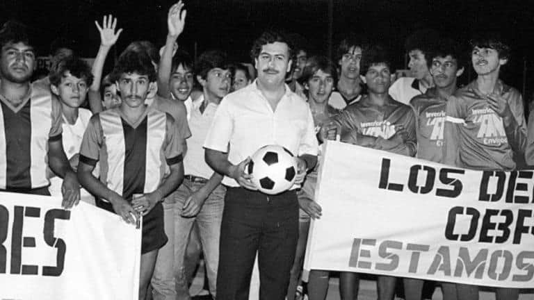 Biografi Pablo Escobar, Pernah Menjadi orang Terkaya Ini Kisah Unik Dari Raja 'Narkoba' Dunia