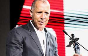 Biografi James Jebbia, Kisah Pendiri Merk Supreme dan Alasan Mengapa Produknya Unik dan Mahal