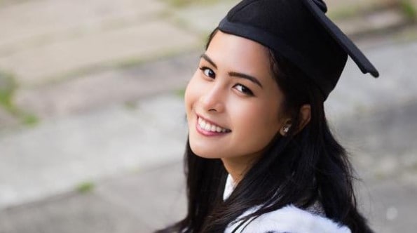 Biografi Maudy ayunda