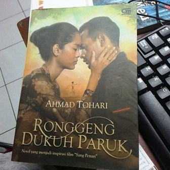 Biografi Ahmad Tohari, Pengarang Novel Fenomenal 'Ronggeng Dukuh Paruk'