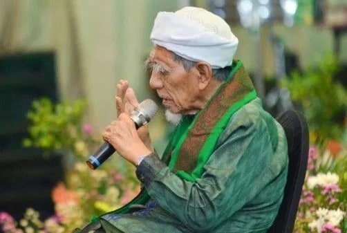 Biografi KH Maimun Zubair (Mbah Moen)