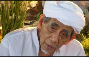 Biografi KH Maimun Zubair (Mbah Moen), Kisah Ulama Kharismatik Biografi KH Maimun Zubair (Mbah Moen)