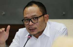 Biografi Hanif Dhakiri, Perjalanan Anak TKW Yang Sukses Menjadi Menteri Biografi Hanif Dhakiri