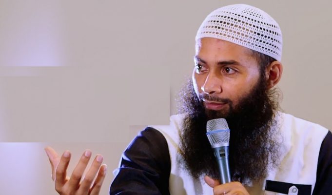 Profil Ustadz Khalid Basalamah Mudah
