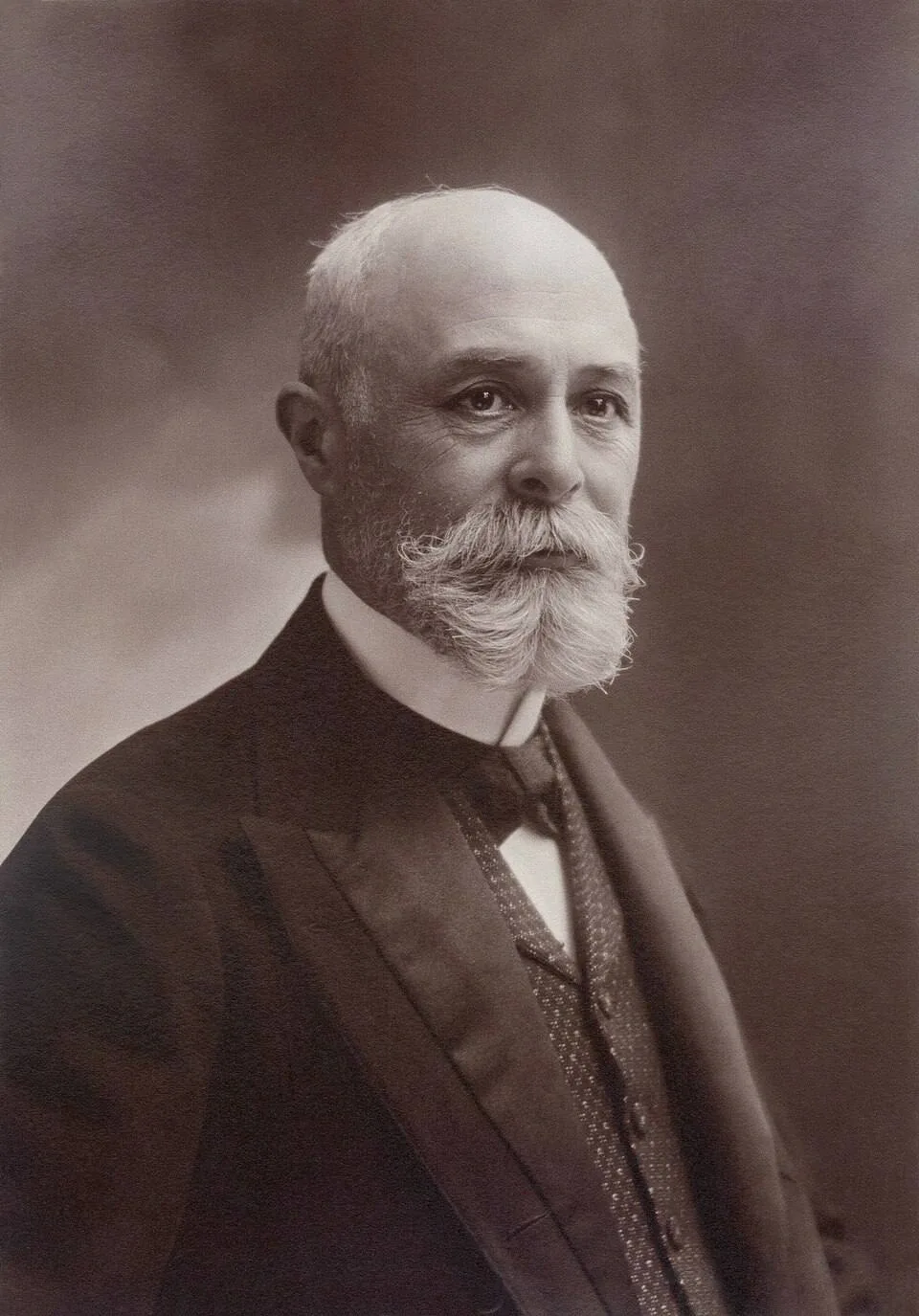Biografi Henri Becquerel: Penemu Radioaktivitas dari Laci Laboratorium