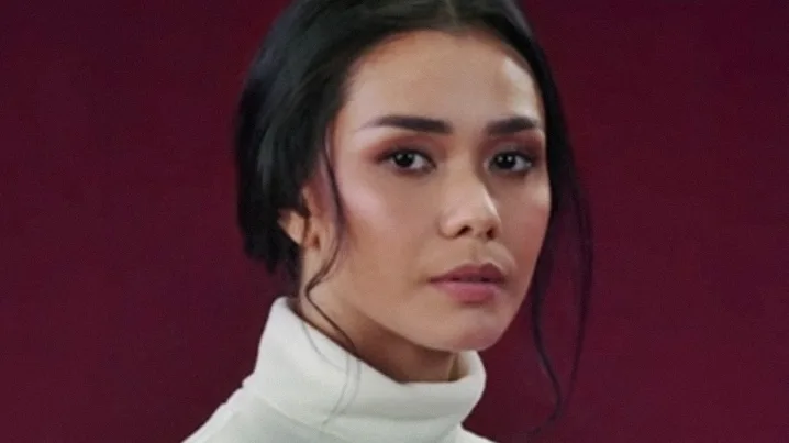 Biografi Adinia Wirasti, Perjalanan Karier dan Prestasi Aktris Watak Terbaik Indonesia