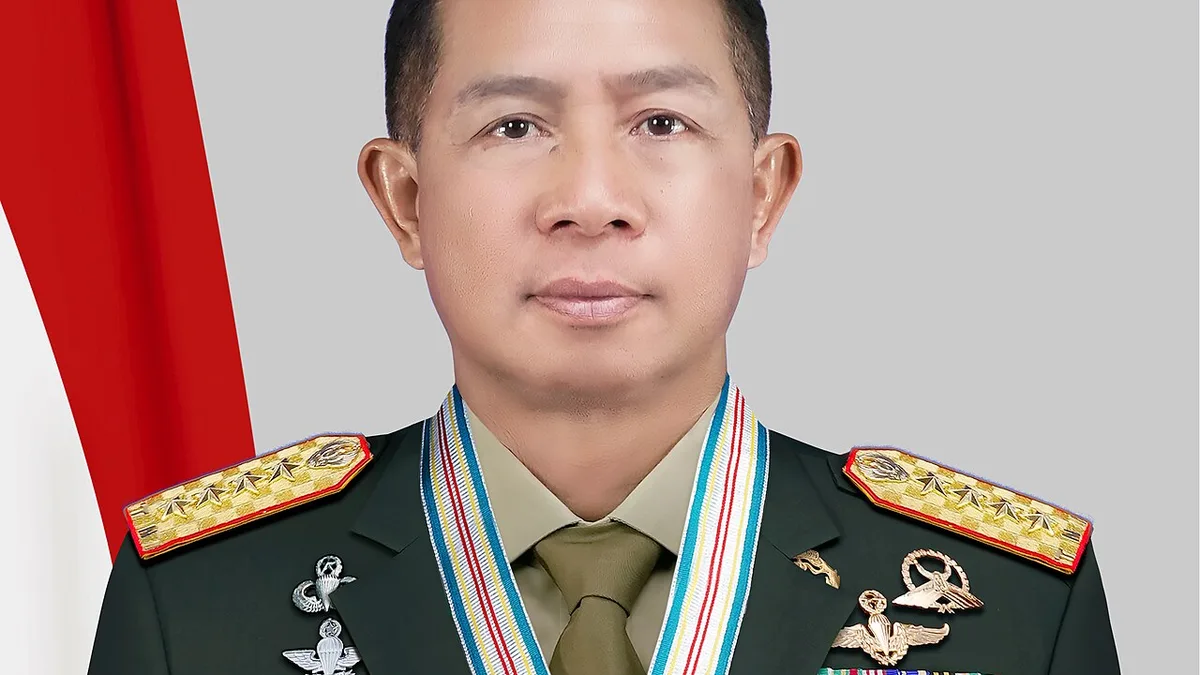 Biografi Agus Subiyanto: Panglima TNI dari Baret Merah hingga Cilangkap
