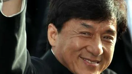 Biografi Jackie Chan: Perjalanan Legendaris Ikon Laga Dunia
